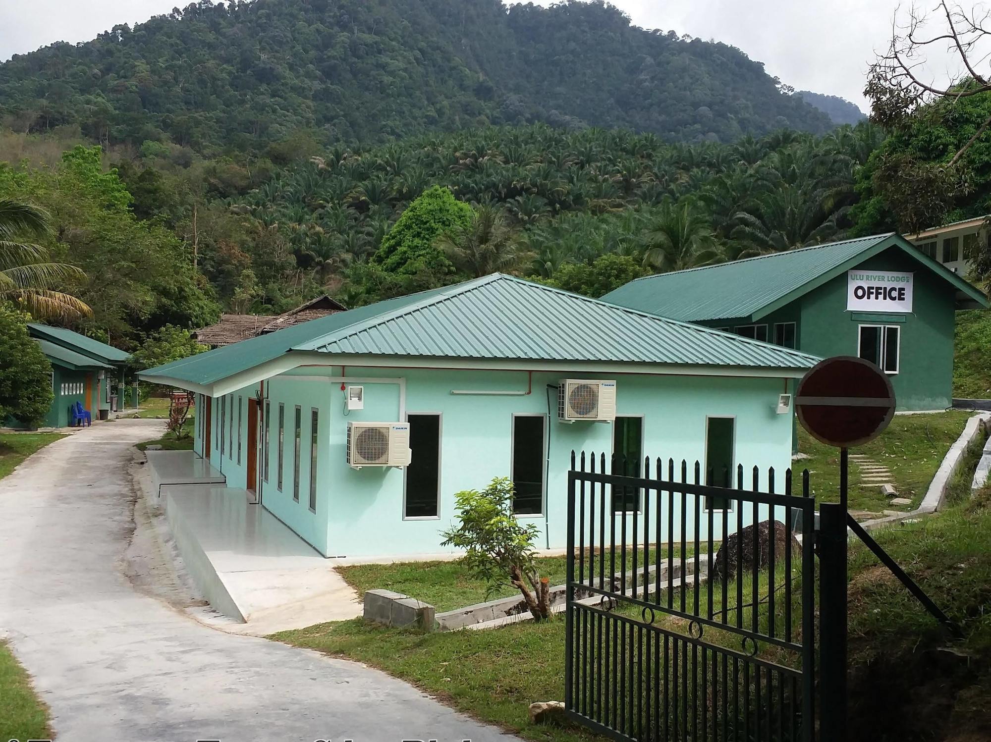 Ulu River Lodge Gopeng Exterior foto